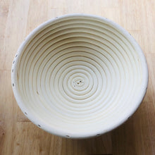 Load image into Gallery viewer, Round Banneton