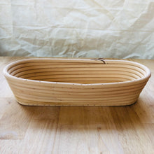 Load image into Gallery viewer, Oval Banneton